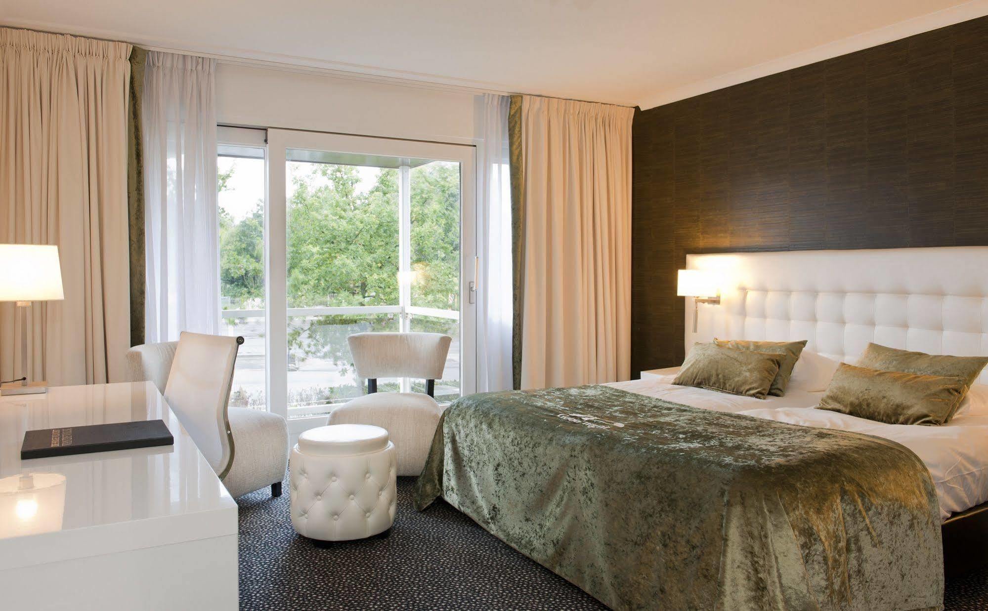 Van Der Valk Hotel Den Haag - Voorschoten Eksteriør bilde